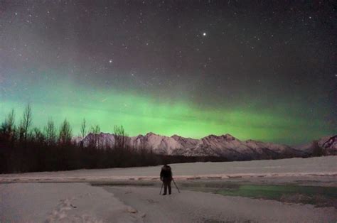 Aurora Photography: 15 Tips for How to Photograph the Aurora ⋆ Space Tourism Guide