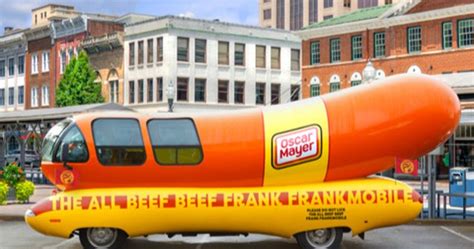 Oscar Mayer renames its Wienermobile | Food Truck Operator