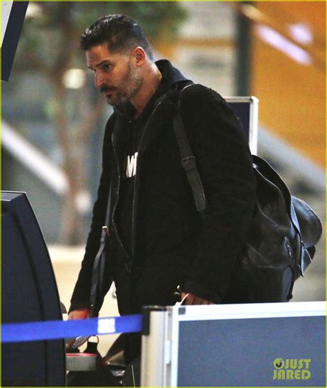 Joe Manganiello Says Sofia Vergara Helped Him With 'Magic Mike 2' Dance ...