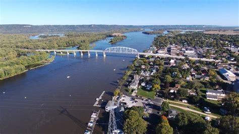 Bebop2 flight in Wabasha, Mn. Gorgeous river views and city - YouTube