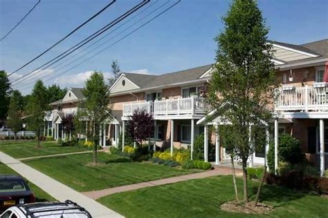 Fairfield at Deer Park Apartments - Deer Park, NY 11729