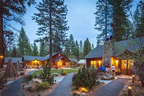 Where to find the best lodging near Yosemite National Park