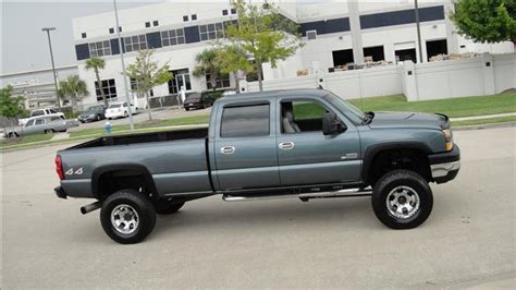 Chevrolet Silverado 3500 Lifted Photo Gallery #13/13