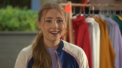 Hollyoaks spoilers: Peri Lomax turns to Shaq for comfort! | What to Watch