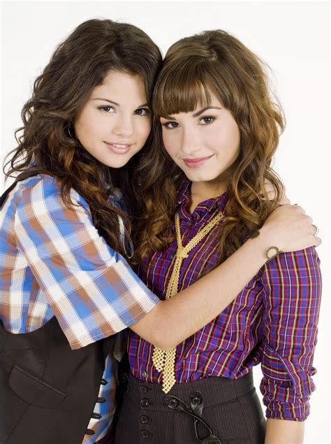 Selena Gomez And Demi Lovato!! I wish they could still be nice friends ...