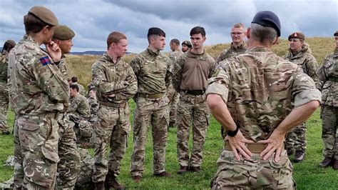 British Army Reserves deploy to Oman for initial training