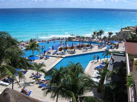 Oasis Playa in Cancun | Playa, Outdoor, Cancun