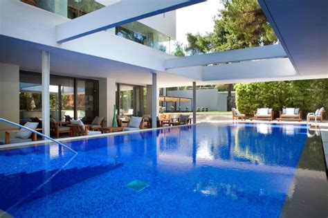 Best hotels with pools in Athens | The Hotel Guru