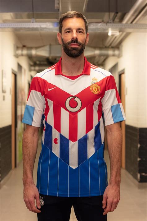 Van Nistelrooy Receives Spectacular Mashup Jersey Combining All His ...