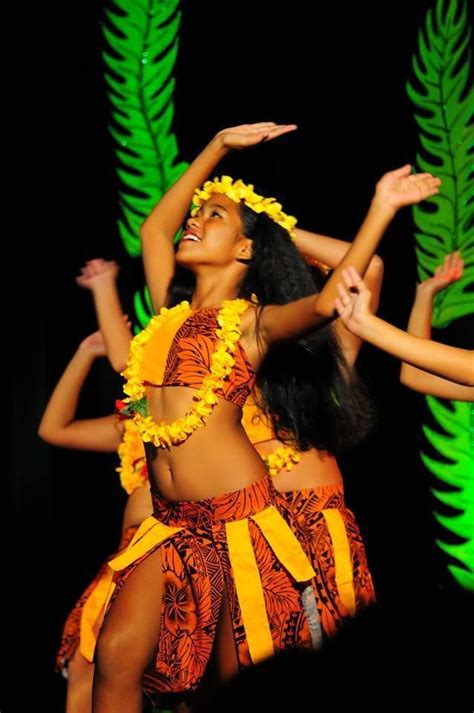 beautiful dancer | Tahiti french polynesia, Island girl, Cultural dance