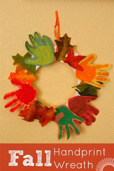 Fall Handprint Wreath | Evolving Motherhood