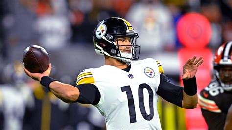 Tomlin, Steelers in no mood to panic as offense sputters