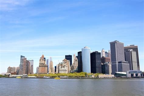 Premium Photo | Lower manhattan skyline