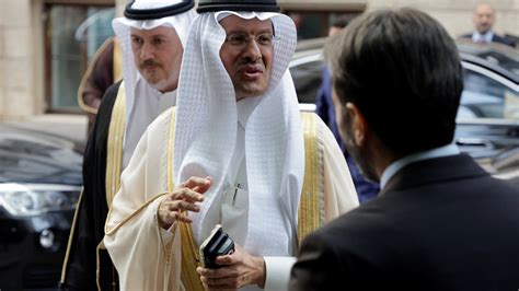 Saudi Arabia Says It Will Cut Production to Stem a Slide in Oil Prices ...