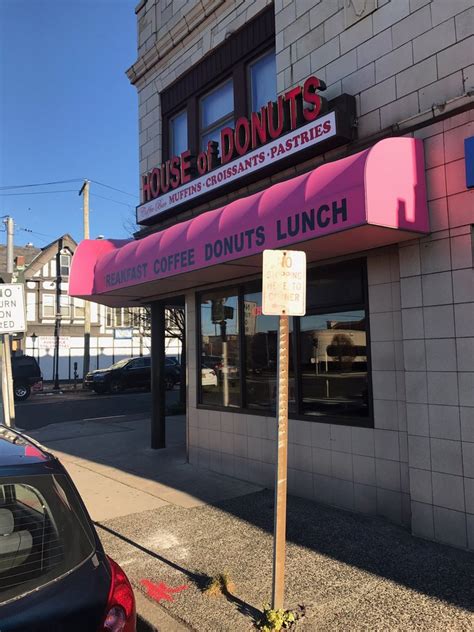 House Of Donuts - 70 Photos & 66 Reviews - Donuts - 95 Broadway, Hicksville, NY - Phone Number ...