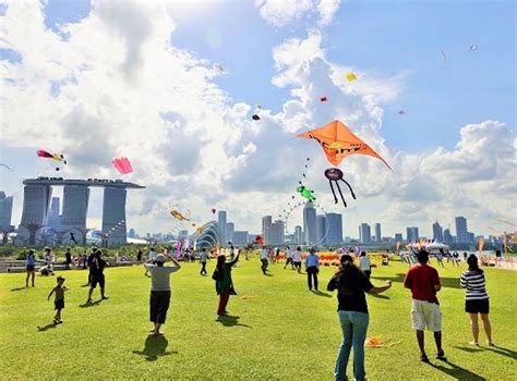 Kite Day @ Marina Barrage 2018 | HoneyKids Asia