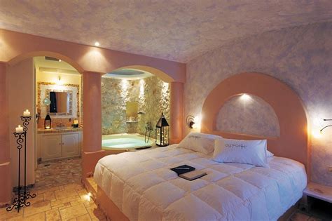 Santorini (Grecia) - Astarte Suites 5* Lux | Dream master bedroom, Luxurious bedrooms, Bedroom ...