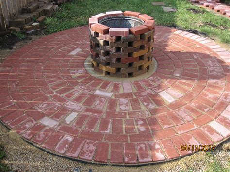 How to make a circle fire pit with bricks