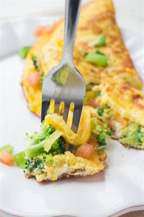 Cheesy Vegetable Omelette | Resep