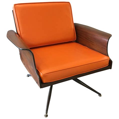 Black Leather Mid Century Modern Lounge Chair at 1stDibs