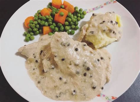 Pork Steaks in Creamy Pepper Sauce