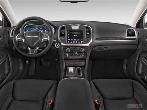 2016 Chrysler 300: 108 Interior Photos | U.S. News