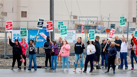 Nearly 50,000 GM workers are on strike - CNN Video