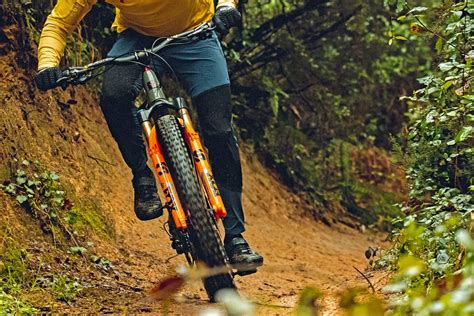 2023 updated FOX 36 all-mountain fork is lighter & stronger - Bikerumor