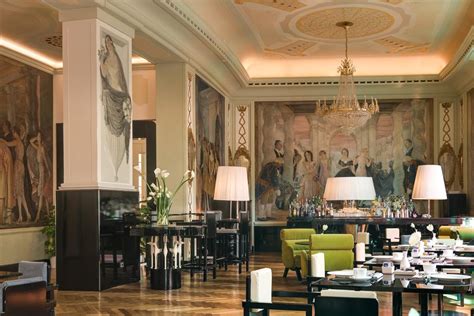 Grand Hotel Palace, Rome, Italy. Book Grand Hotel Palace online