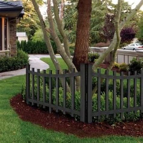 20+ Gorgeous Black Wooden Fence Design Ideas For Frontyards | Fence ...