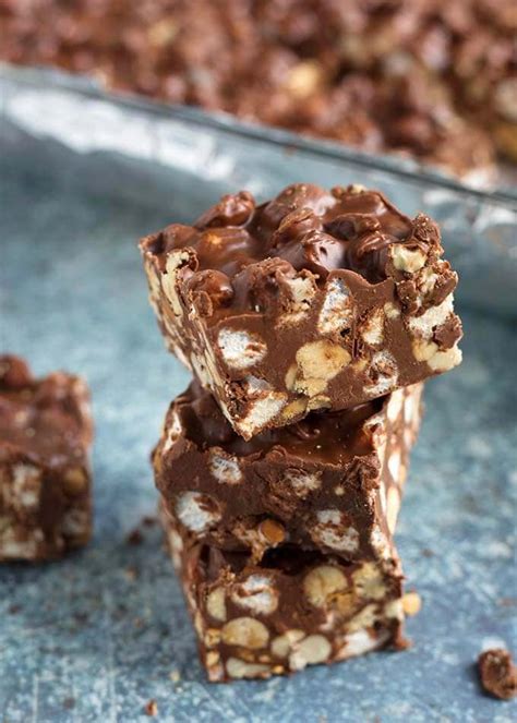 5 Ingredient Chocolate Peanut Bars - Simply Happy Foodie