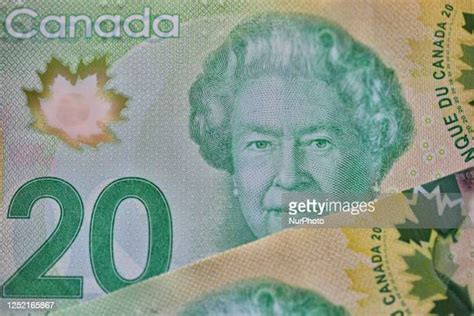 64 Canadian 20 Dollar Bill Stock Photos, High-Res Pictures, and Images - Getty Images