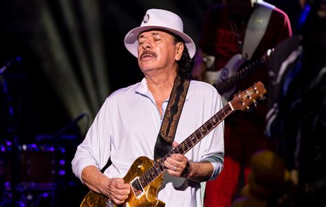 Carlos Santana collapses from heat exhaustion during performance in ...