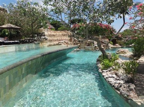 Bali Stone - Swimming Pool Tiles