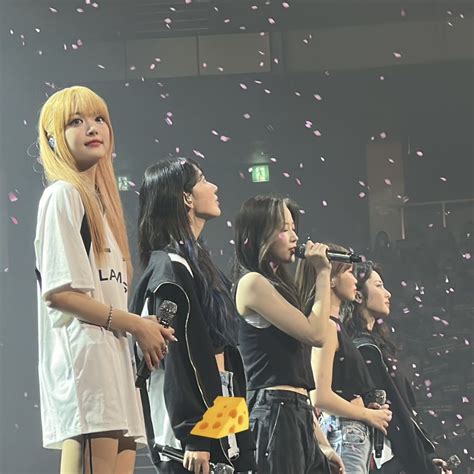 2023 LE SSERAFIM TOUR 'FLAME RISES’ IN SEOUL OT5 IRL 230812 르세라핌 투어 첫콘 ...