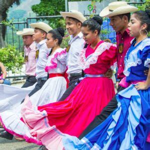 El Salvador festival traditional dress - Travel Off Path