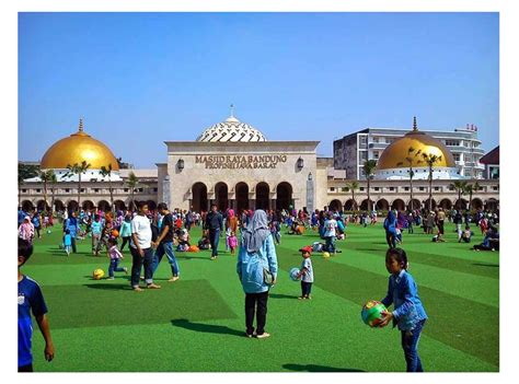 Detail Gambar Masjid Agung Bandung Koleksi Nomer 5