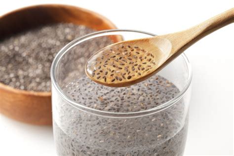 12 Scientifically Proven Benefits of Flaxseeds - HealthPacker.com