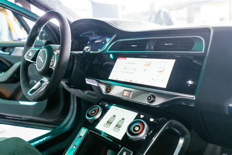 Jaguar i-Pace electric SUV interior - Creative Commons Bilder