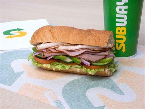 Subway Breakfast Hours in 2024 - Open Hours