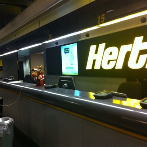 Hertz - 9000 Airport Blvd - Los Angeles