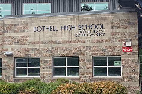 Bothell High School remains closed due to caution over potential ...