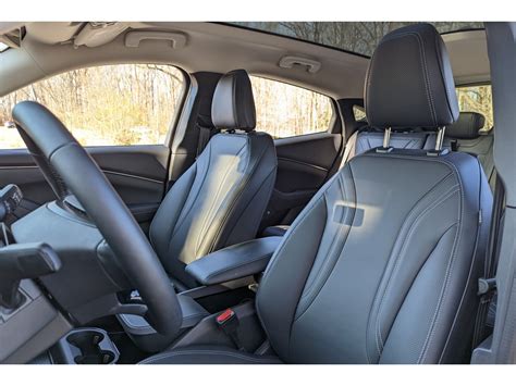 2022 Ford Mustang Mach-E: 48 Interior Photos | U.S. News