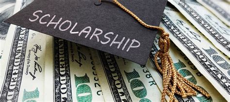 Scholarship Opportunities for Students | MARTIN COUNTY SCHOOL DISTRICT