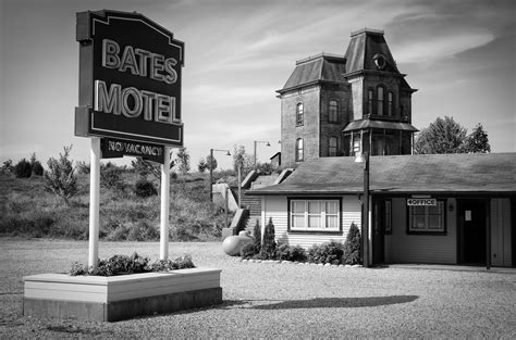 B&W Bates Motel and Psycho House | Mike Browne | Flickr