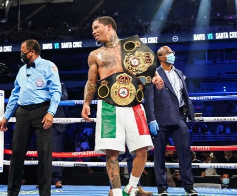 Photos: Gervonta Davis Blasts Leo Santa Cruz Out Cold in Sixth - Boxing ...