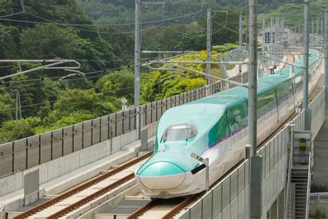 Shinkansen-Hayabusa | Nippon Touch