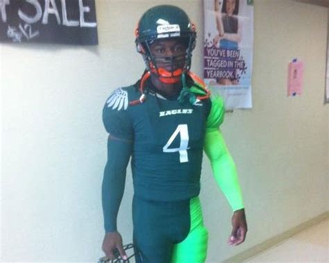 10 unique high school football uniforms