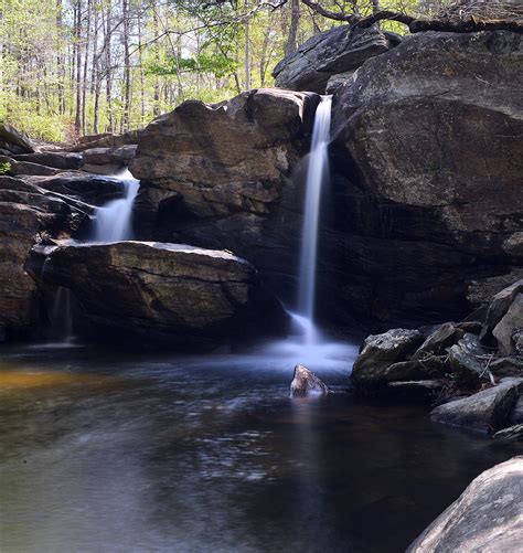 Hikers enjoy tour of Cheaha waterfalls | News | annistonstar.com