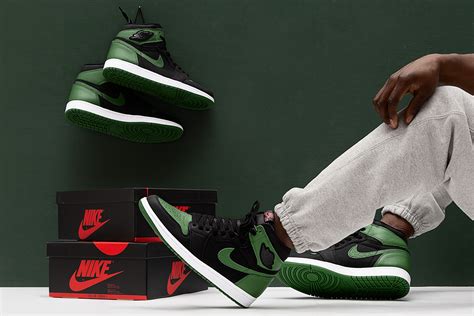 AIR JORDAN I HIGH PINE GREEN | BSTN Chronicles